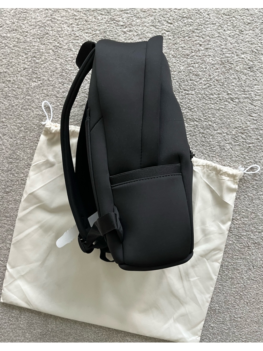 NWT Quince Black Neoprene Backpack with Front Zip Pocket - Picture 8 of 11